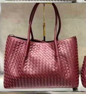 BOTTEGA VENETA
