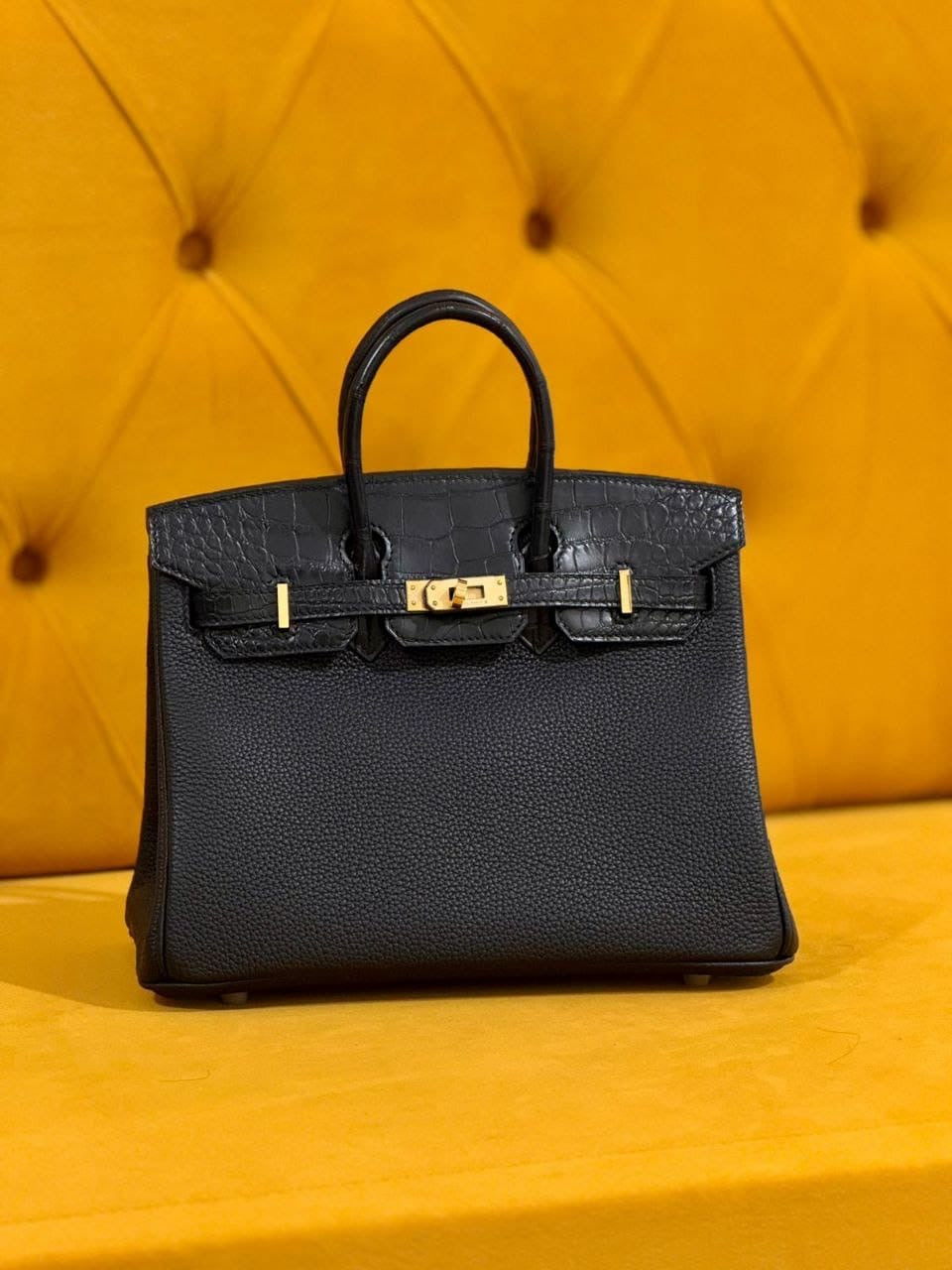 هيرمز نسائي