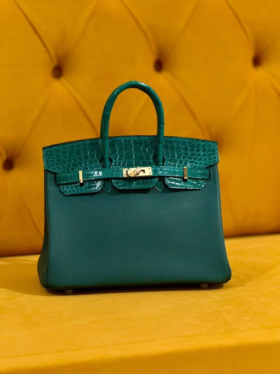 هيرمز نسائي