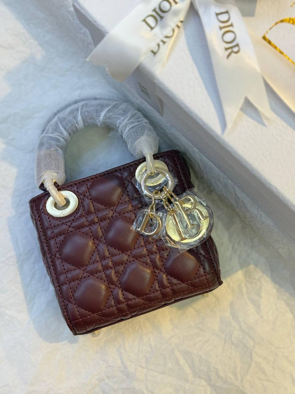 lady dior. بحجم ميني