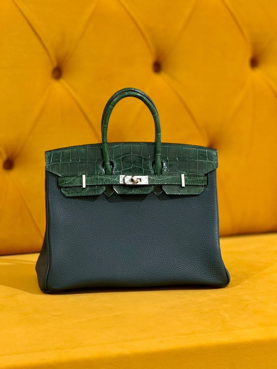 هيرمز نسائي