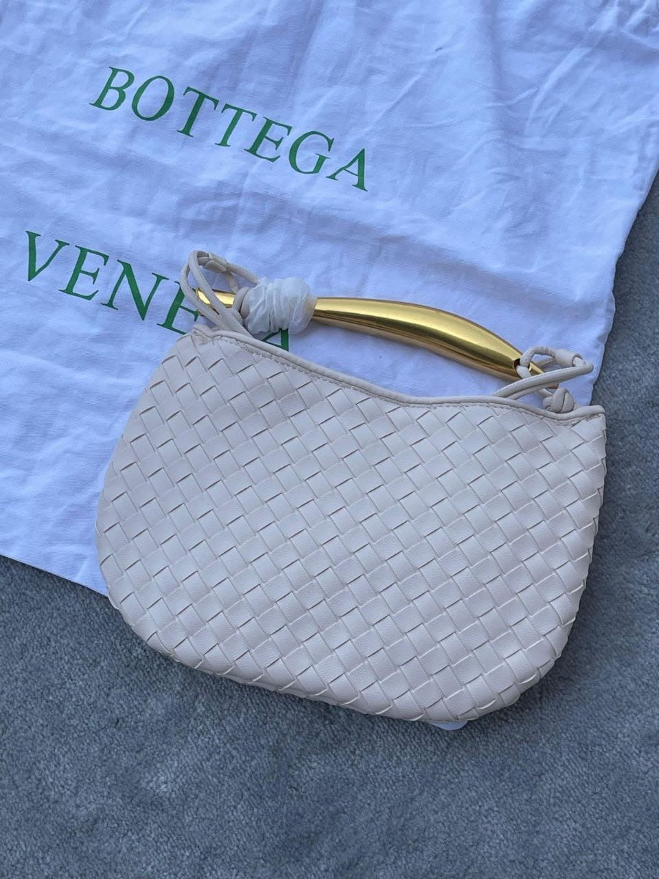 BOTTEGA VENETA