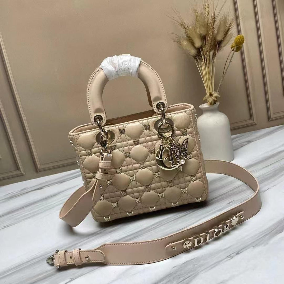 lady Dior حجم وسط