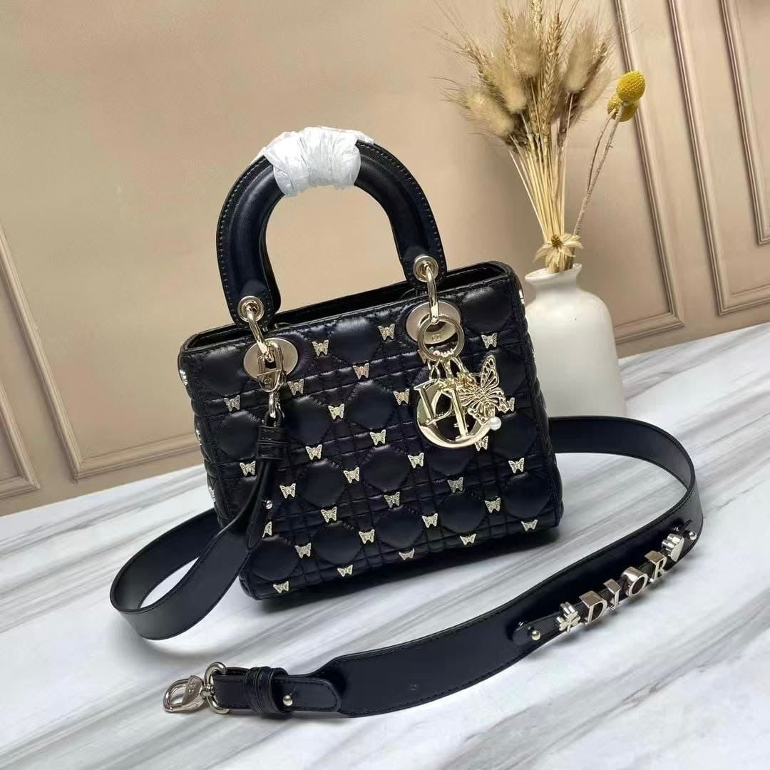 lady Dior حجم وسط