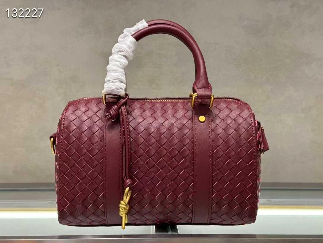 BOTTEGA VENETA