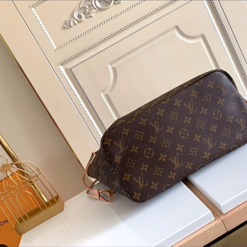 شنطة لويس فيتون Neverfull