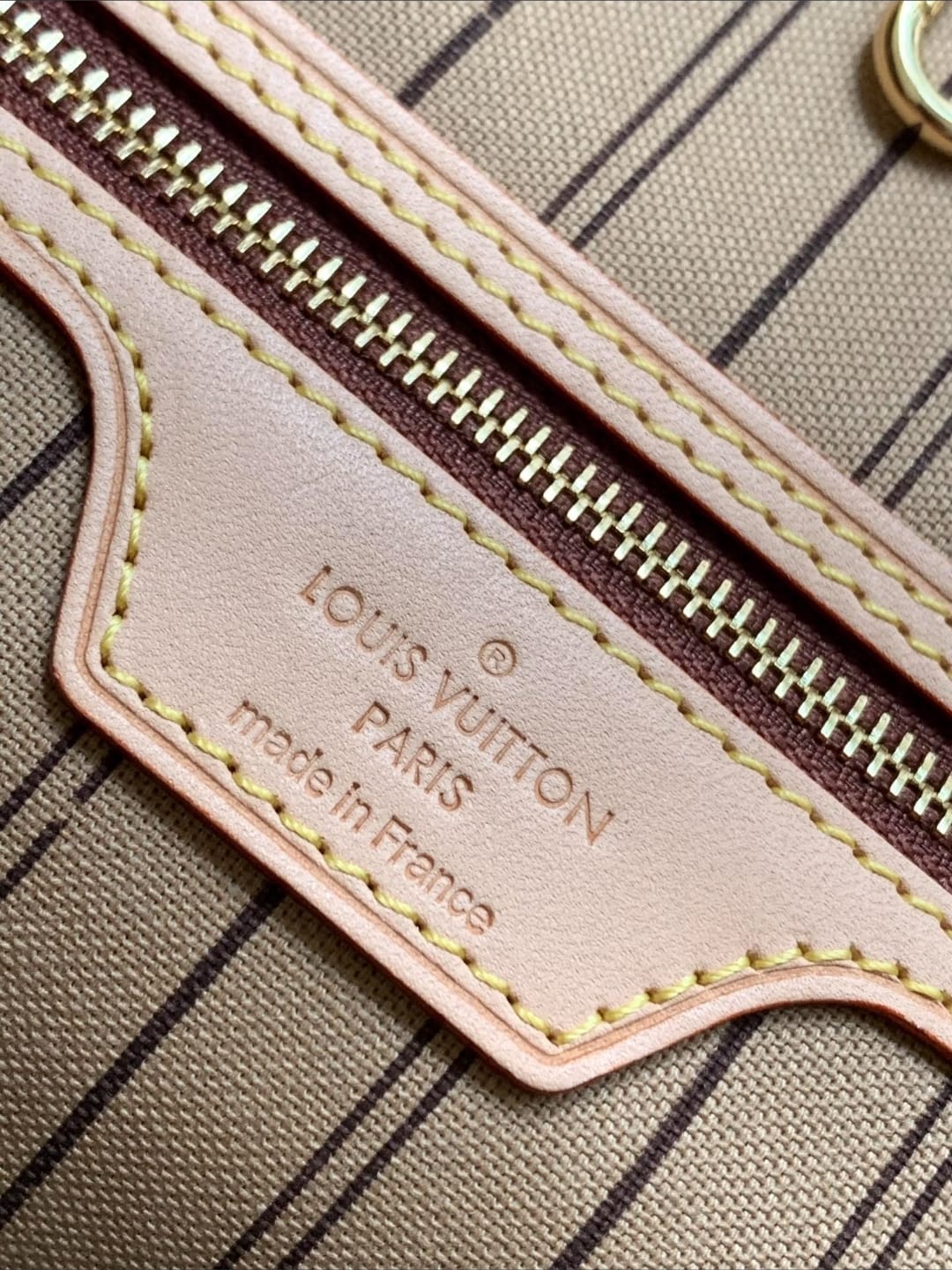 شنطة لويس فيتون Neverfull