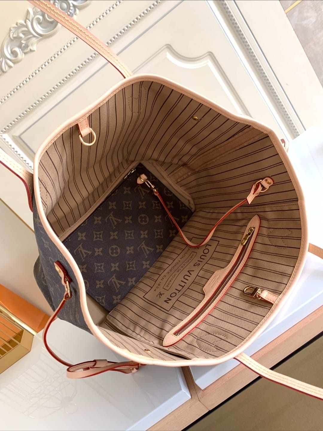 شنطة لويس فيتون Neverfull