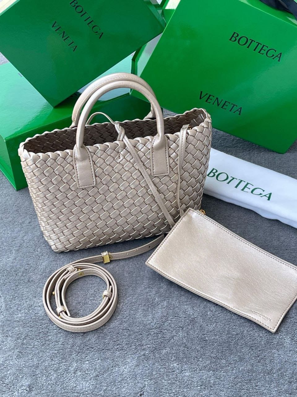 BOTTEGA VENETA