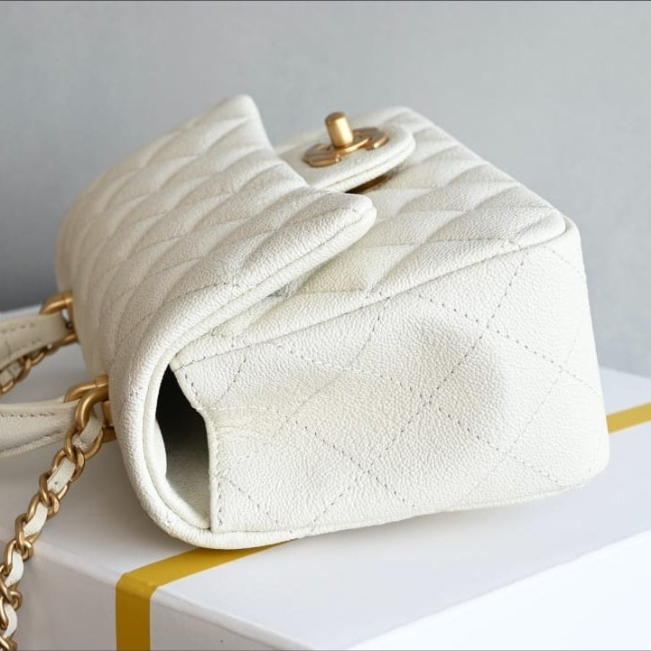 شانيل كلاسيك حقيبة يد