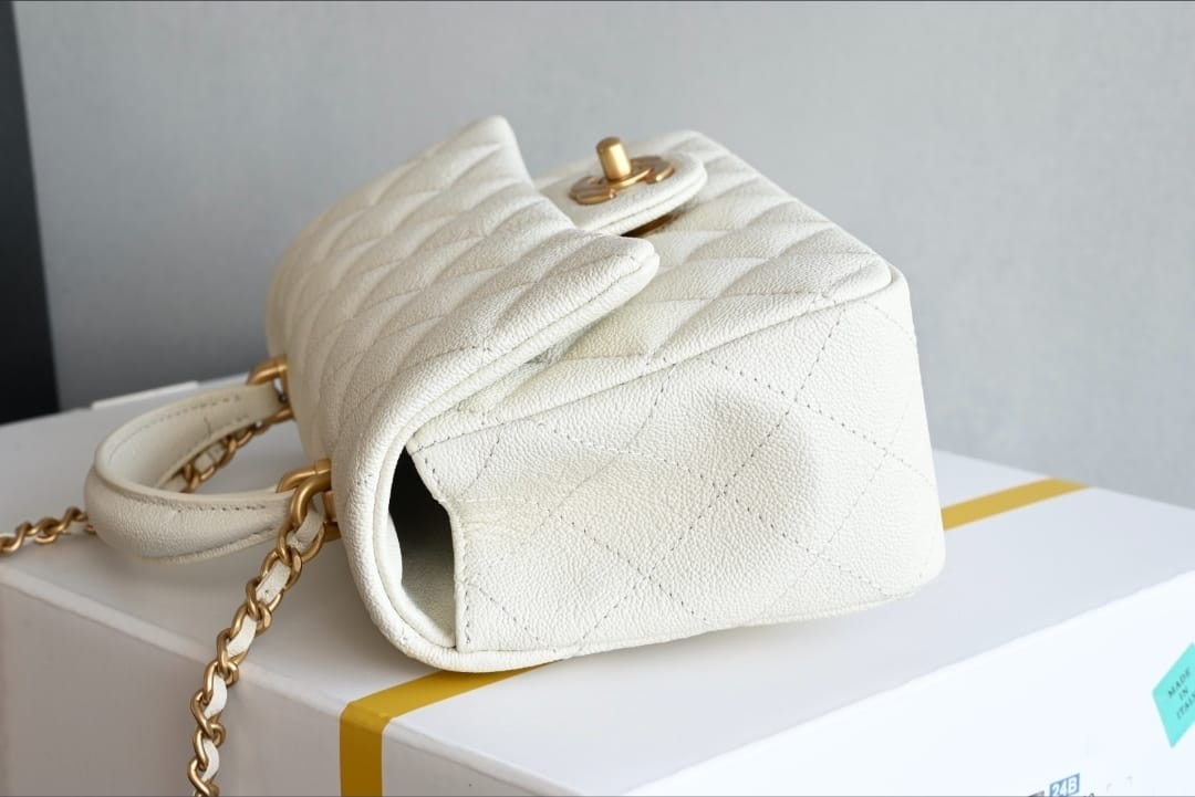 شانيل كلاسيك حقيبة يد